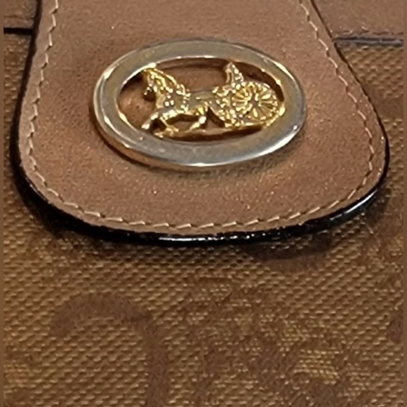 Vintage CELINE Paris Horse Carriage C Macadam Long
Bifold Wallet D02 - Picture 14 of 14